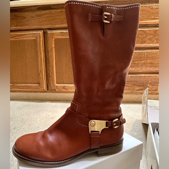 Ecco Boots - Picture 2 of 7